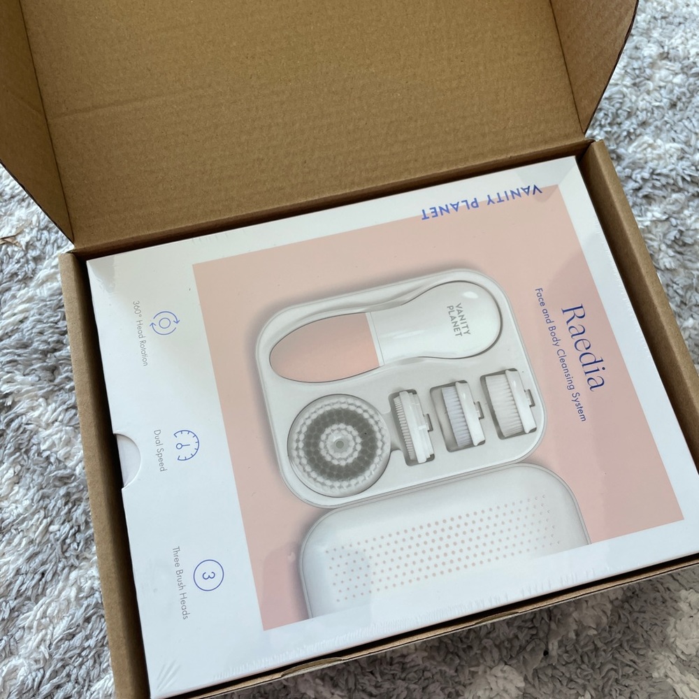 Vanity Planet Raedia Face and Body Cleansing System